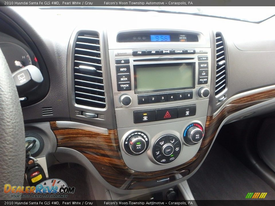 2010 Hyundai Santa Fe GLS 4WD Pearl White / Gray Photo #23