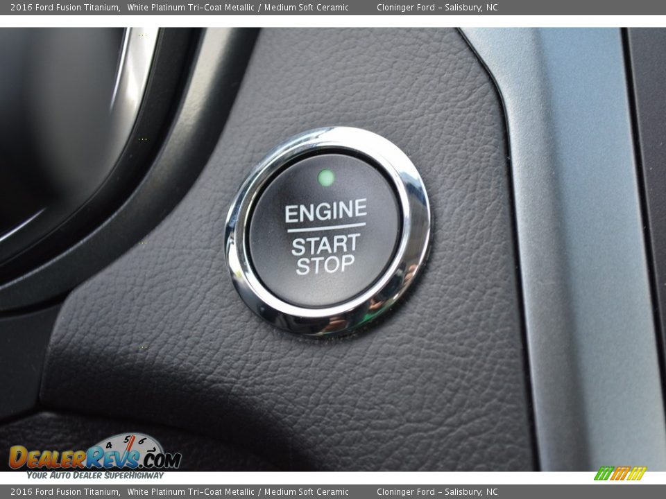 2016 Ford Fusion Titanium White Platinum Tri-Coat Metallic / Medium Soft Ceramic Photo #23
