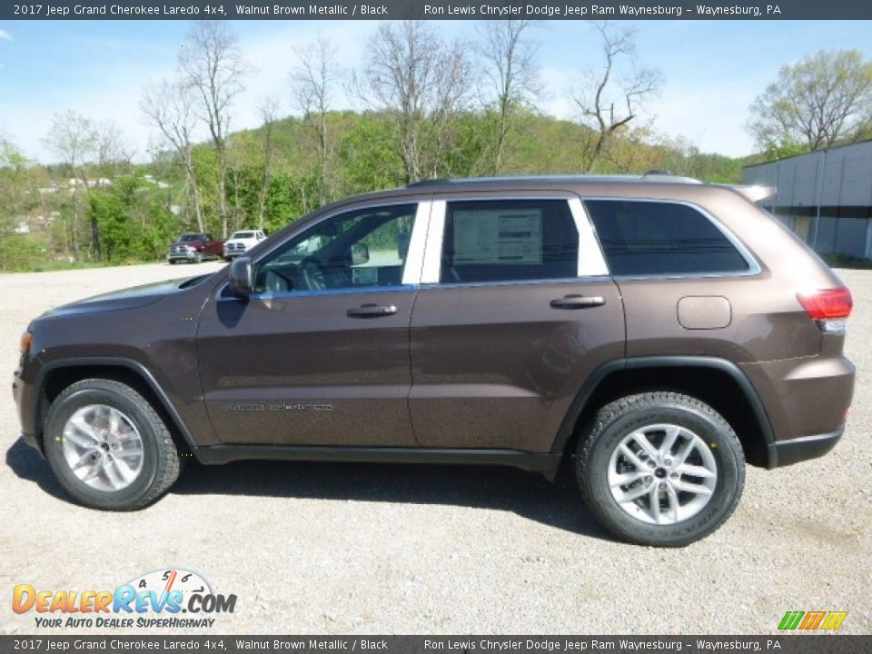 Walnut Brown Metallic 2017 Jeep Grand Cherokee Laredo 4x4 Photo #2