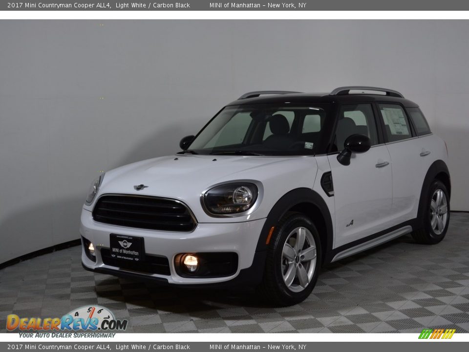 2017 Mini Countryman Cooper ALL4 Light White / Carbon Black Photo #1
