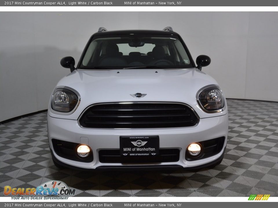 2017 Mini Countryman Cooper ALL4 Light White / Carbon Black Photo #2