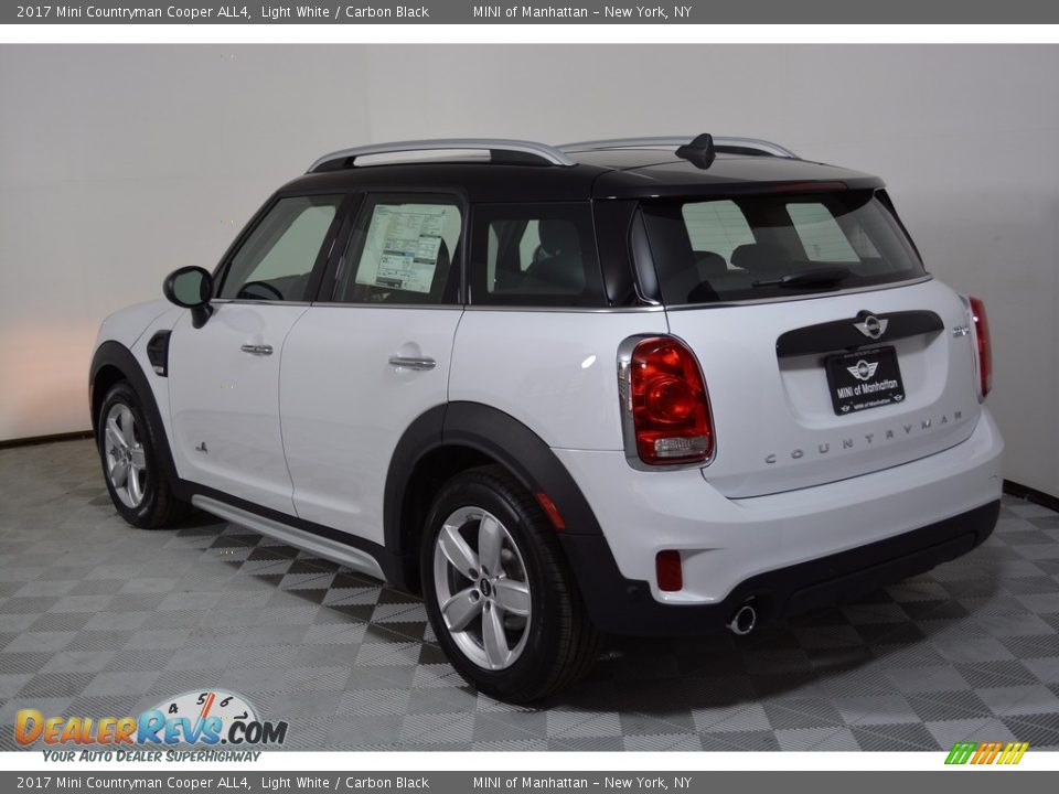 2017 Mini Countryman Cooper ALL4 Light White / Carbon Black Photo #4