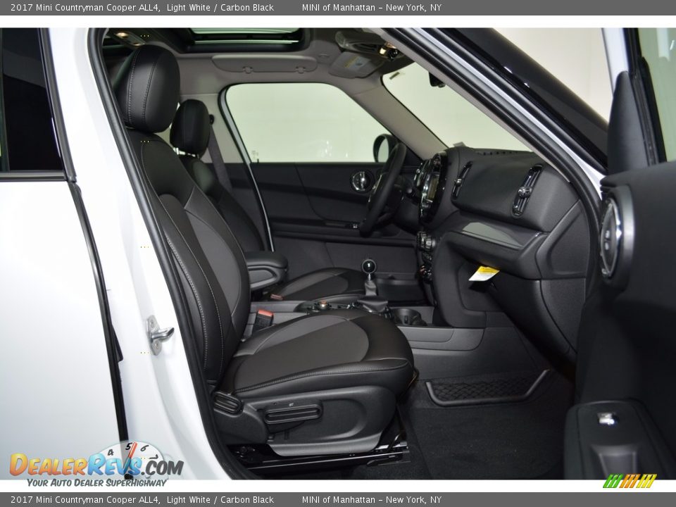 2017 Mini Countryman Cooper ALL4 Light White / Carbon Black Photo #11