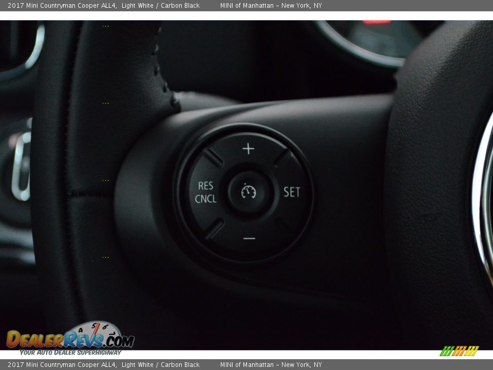 2017 Mini Countryman Cooper ALL4 Light White / Carbon Black Photo #17