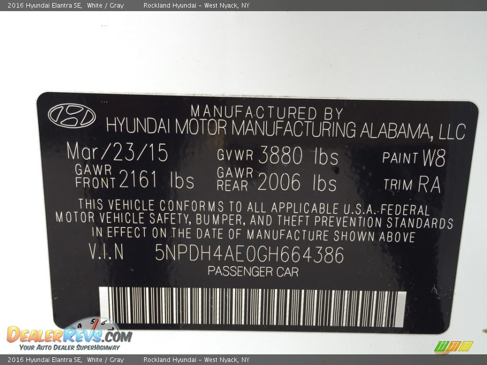 2016 Hyundai Elantra SE White / Gray Photo #30