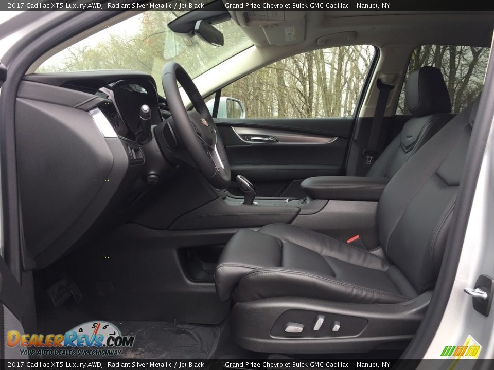 Jet Black Interior - 2017 Cadillac XT5 Luxury AWD Photo #9