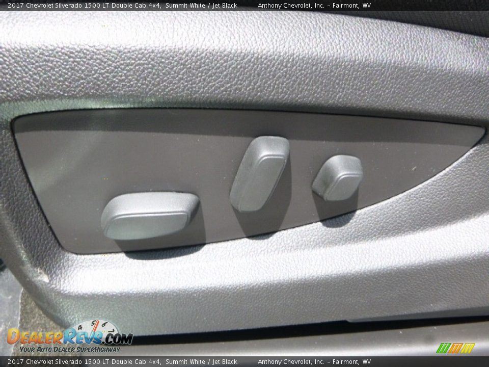 2017 Chevrolet Silverado 1500 LT Double Cab 4x4 Summit White / Jet Black Photo #16