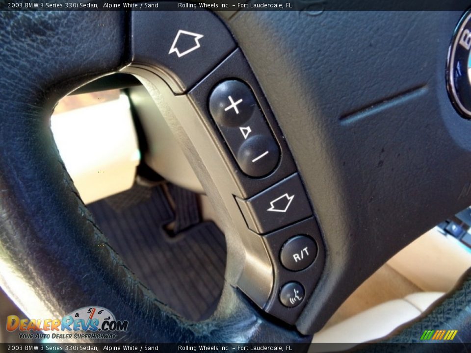 Controls of 2003 BMW 3 Series 330i Sedan Photo #26