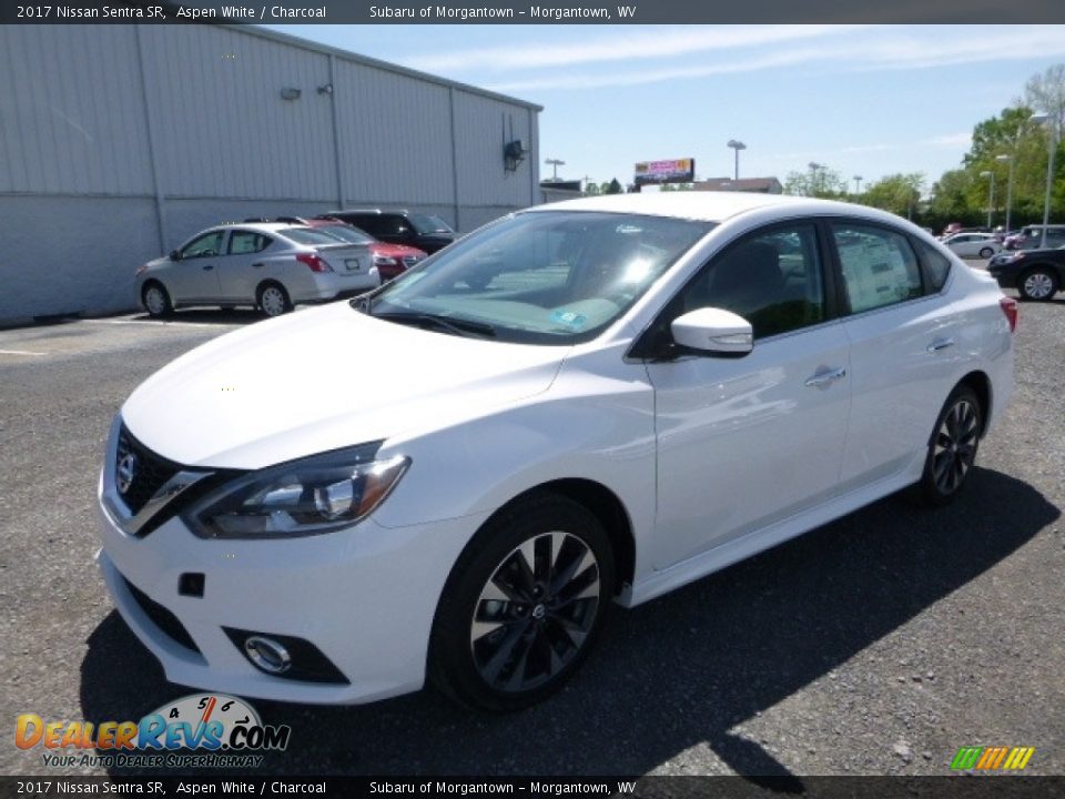 2017 Nissan Sentra SR Aspen White / Charcoal Photo #11