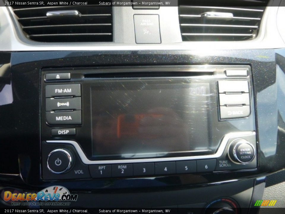 2017 Nissan Sentra SR Aspen White / Charcoal Photo #16