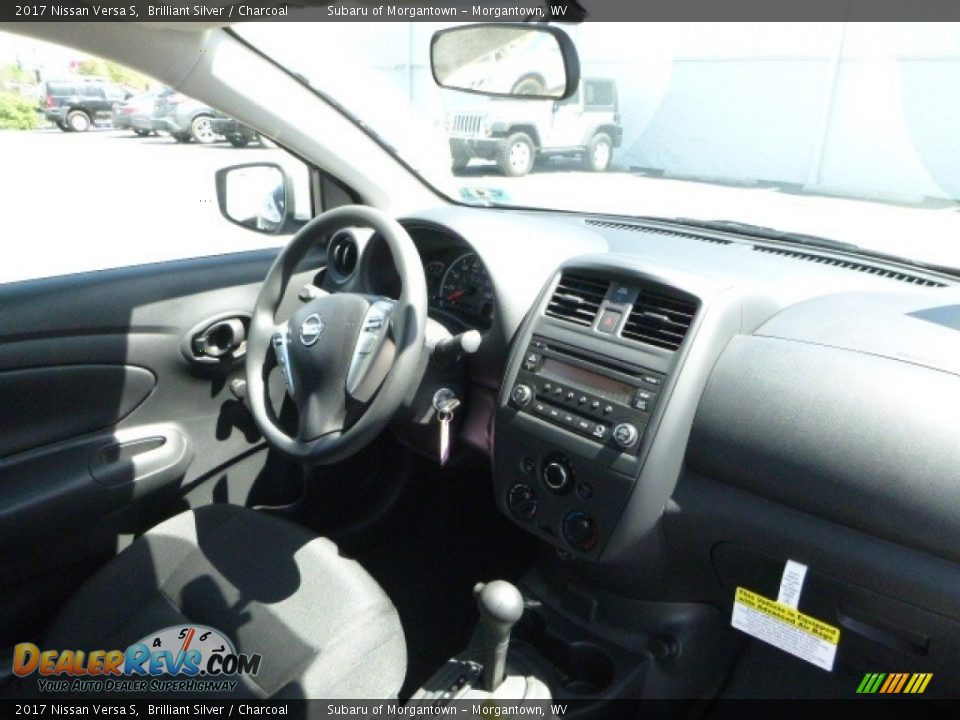 2017 Nissan Versa S Brilliant Silver / Charcoal Photo #5