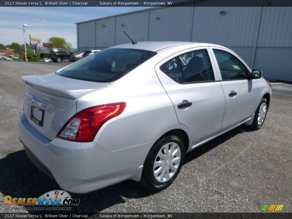 2017 Nissan Versa S Brilliant Silver / Charcoal Photo #7