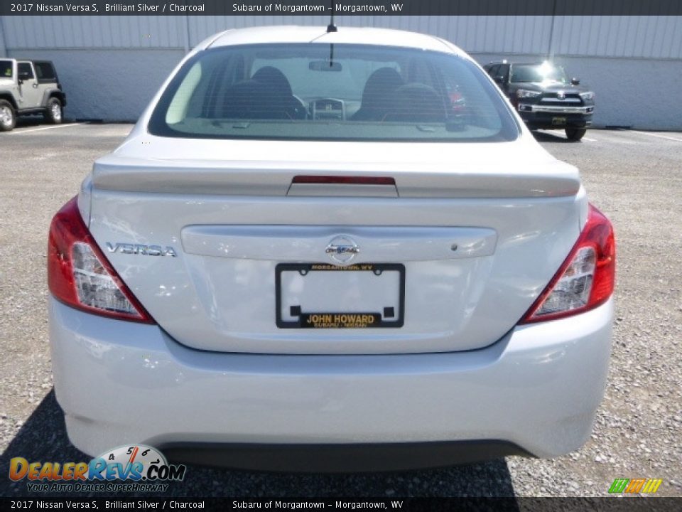 2017 Nissan Versa S Brilliant Silver / Charcoal Photo #8