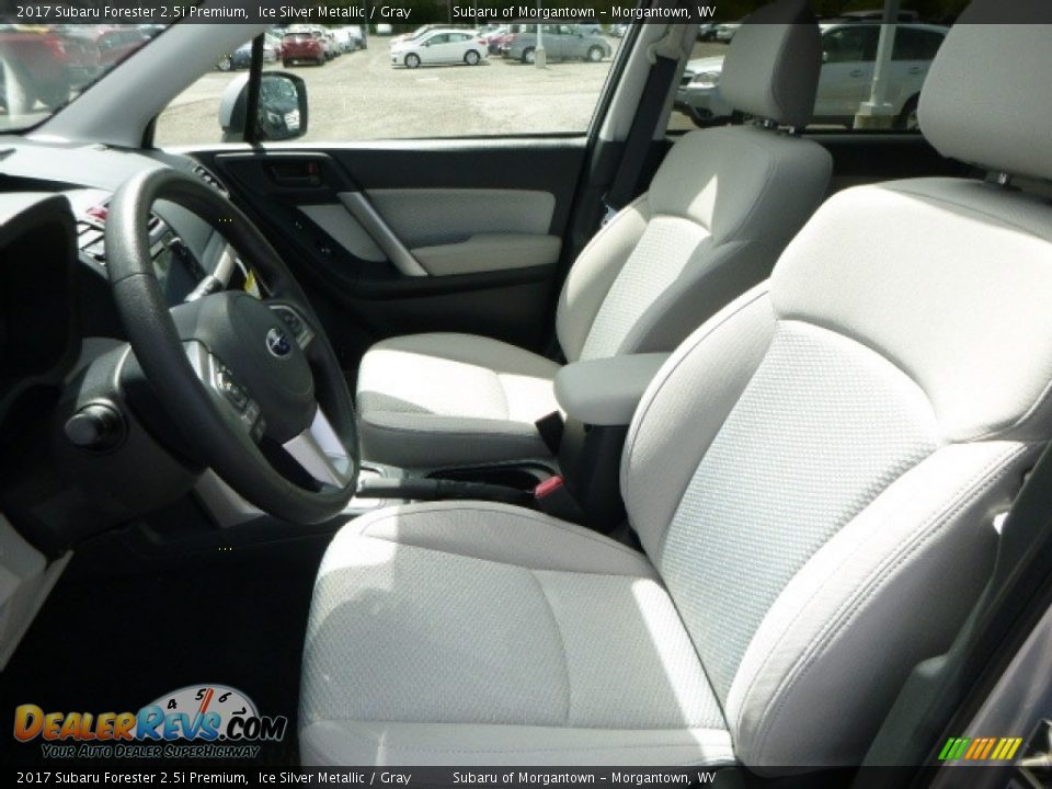 2017 Subaru Forester 2.5i Premium Ice Silver Metallic / Gray Photo #13