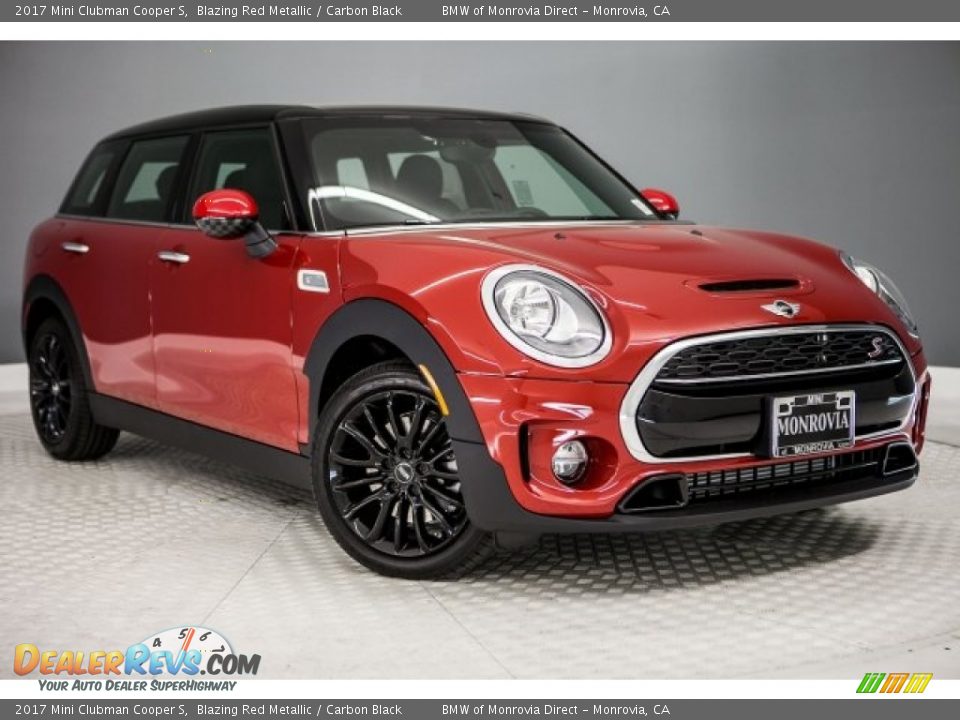 Front 3/4 View of 2017 Mini Clubman Cooper S Photo #12