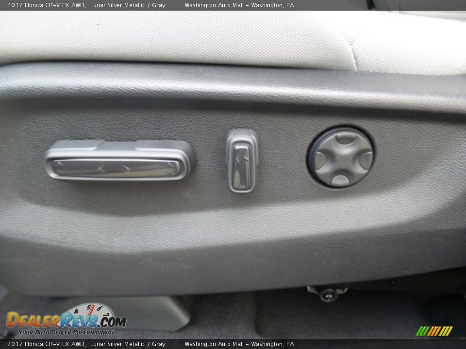 Controls of 2017 Honda CR-V EX AWD Photo #15