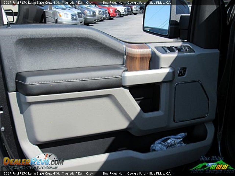 2017 Ford F150 Lariat SuperCrew 4X4 Magnetic / Earth Gray Photo #31