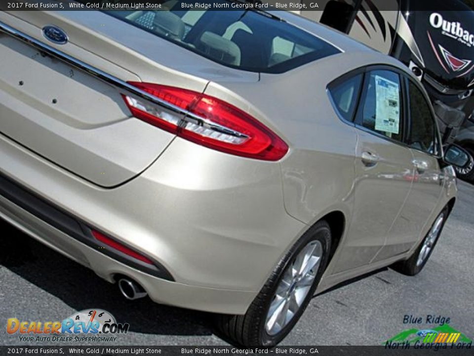 2017 Ford Fusion S White Gold / Medium Light Stone Photo #32