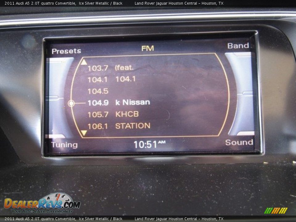 2011 Audi A5 2.0T quattro Convertible Ice Silver Metallic / Black Photo #29