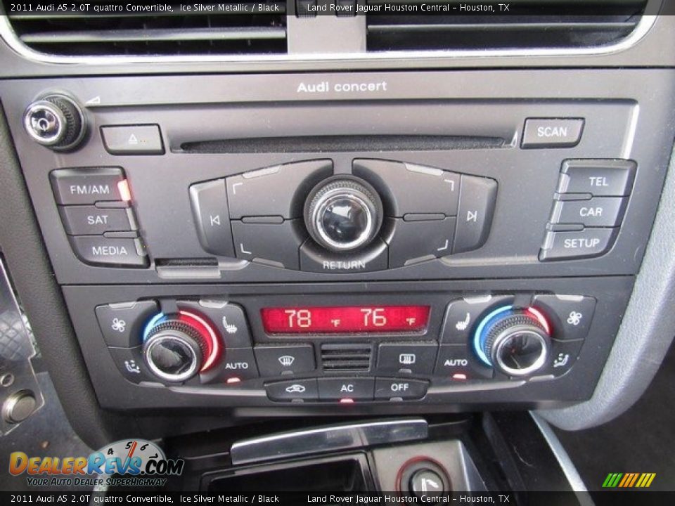 2011 Audi A5 2.0T quattro Convertible Ice Silver Metallic / Black Photo #30