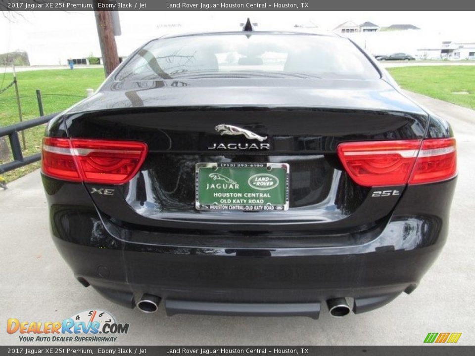 2017 Jaguar XE 25t Premium Ebony Black / Jet Photo #8