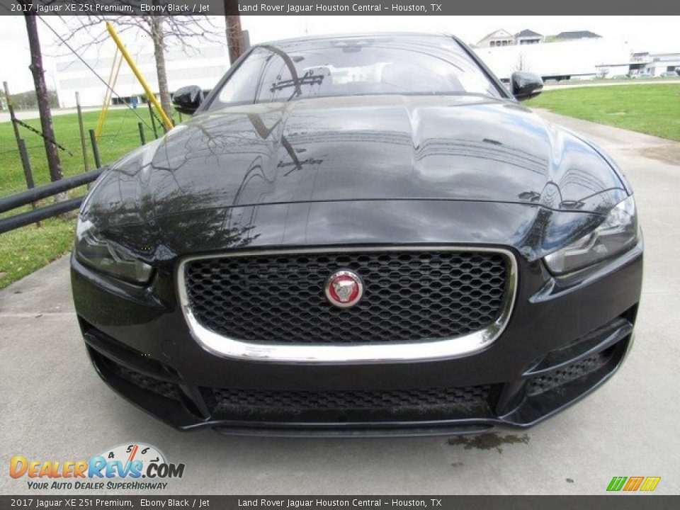 2017 Jaguar XE 25t Premium Ebony Black / Jet Photo #9