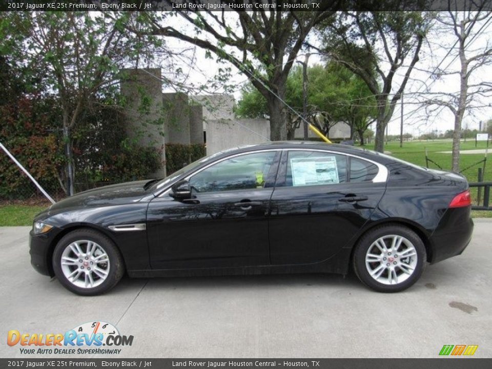 2017 Jaguar XE 25t Premium Ebony Black / Jet Photo #11
