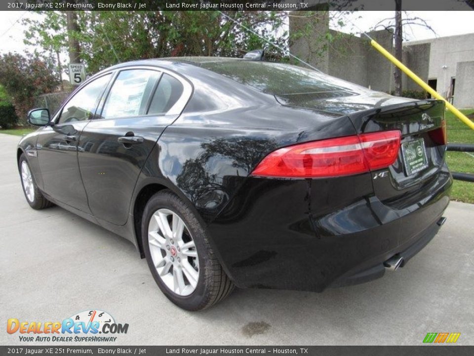 2017 Jaguar XE 25t Premium Ebony Black / Jet Photo #12