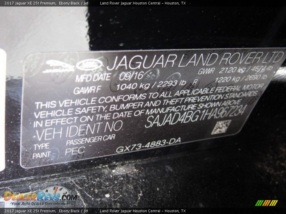 2017 Jaguar XE 25t Premium Ebony Black / Jet Photo #21
