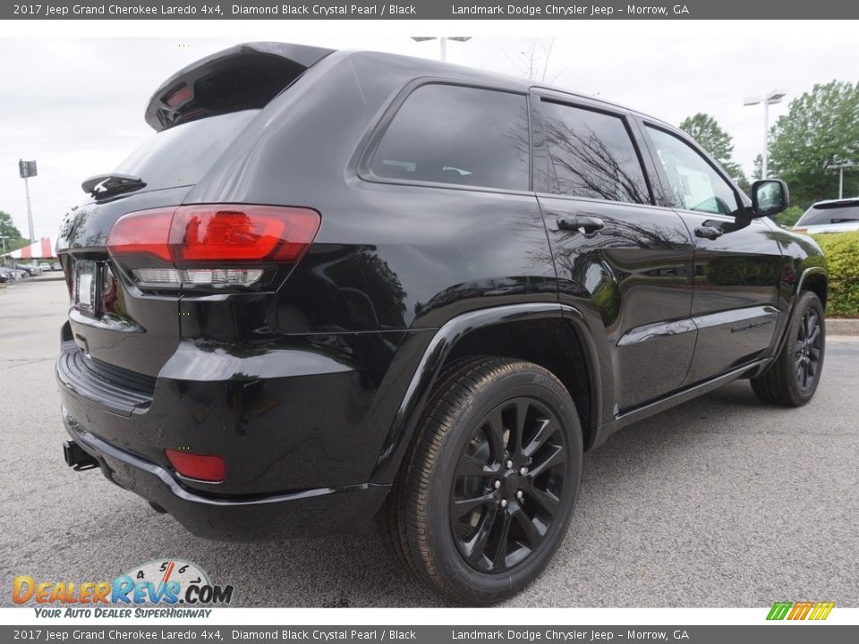 2017 Jeep Grand Cherokee Laredo 4x4 Diamond Black Crystal Pearl / Black Photo #3