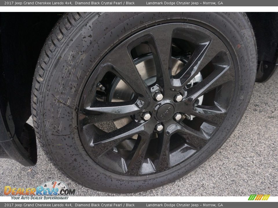 2017 Jeep Grand Cherokee Laredo 4x4 Diamond Black Crystal Pearl / Black Photo #5