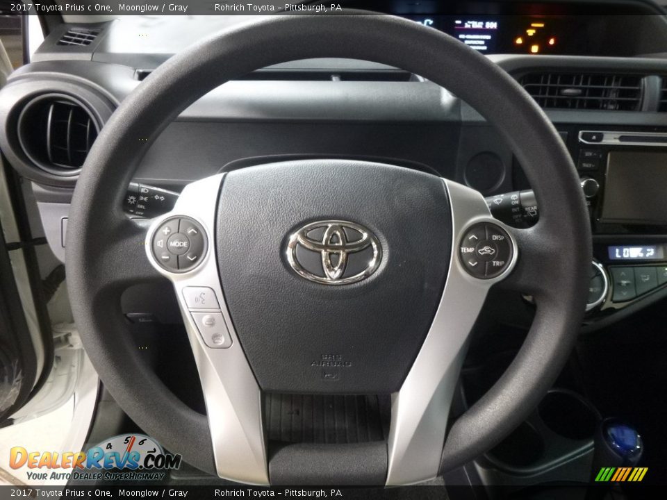2017 Toyota Prius c One Moonglow / Gray Photo #15