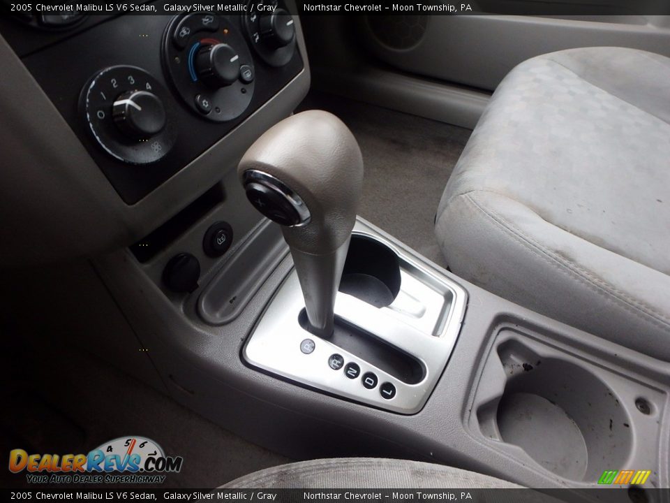2005 Chevrolet Malibu LS V6 Sedan Galaxy Silver Metallic / Gray Photo #12