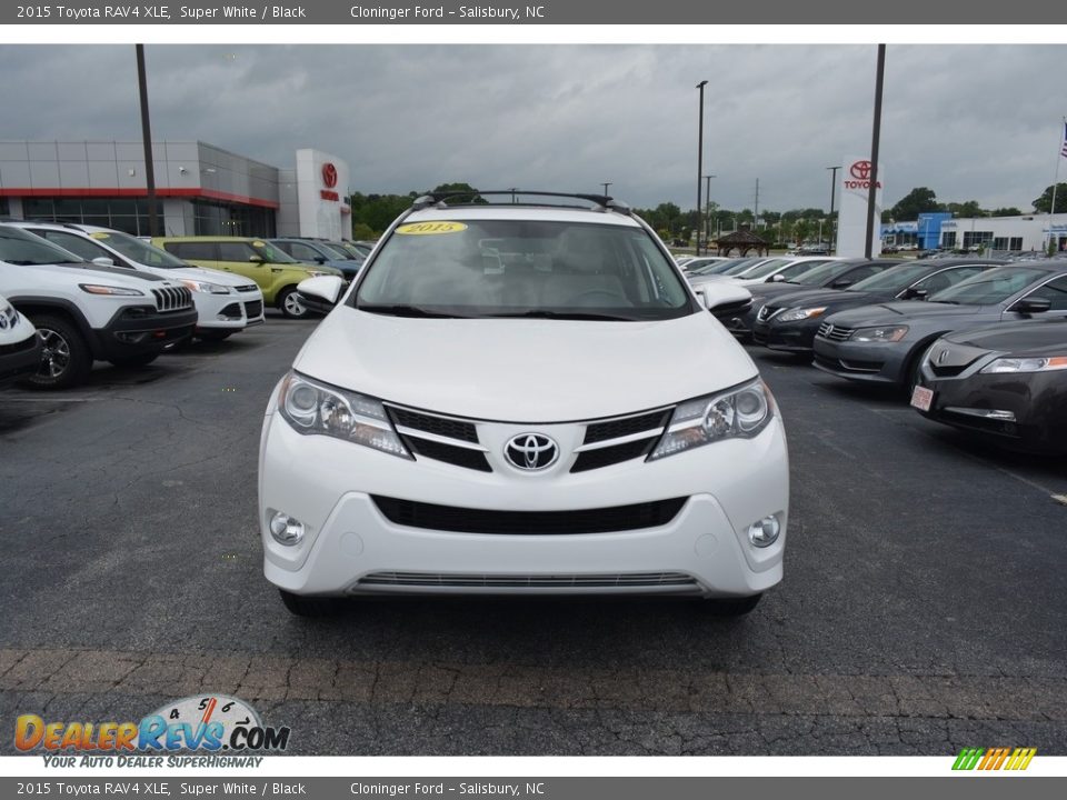 2015 Toyota RAV4 XLE Super White / Black Photo #7
