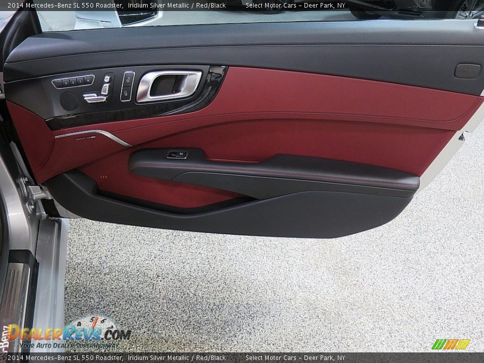 Door Panel of 2014 Mercedes-Benz SL 550 Roadster Photo #24