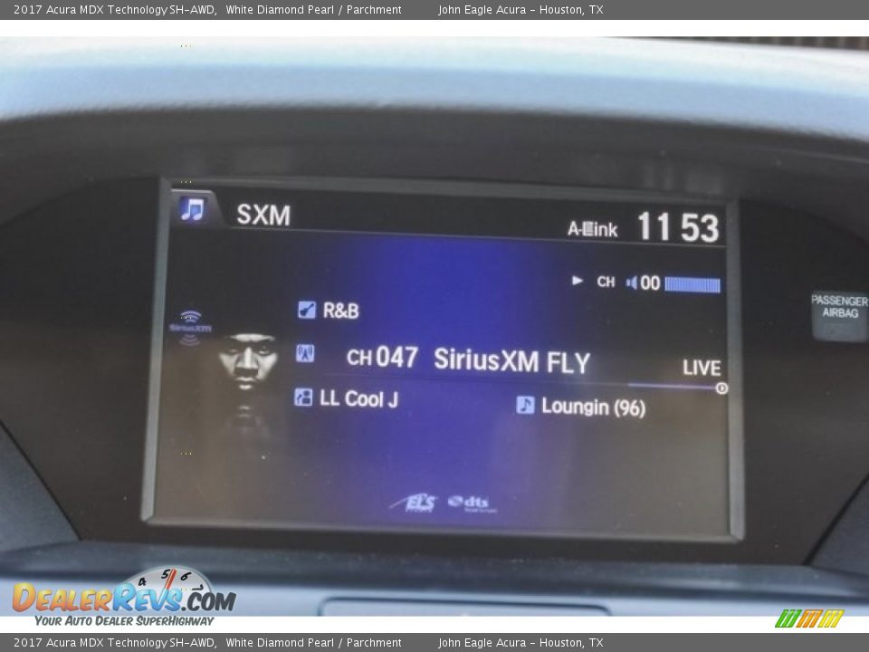 2017 Acura MDX Technology SH-AWD White Diamond Pearl / Parchment Photo #32
