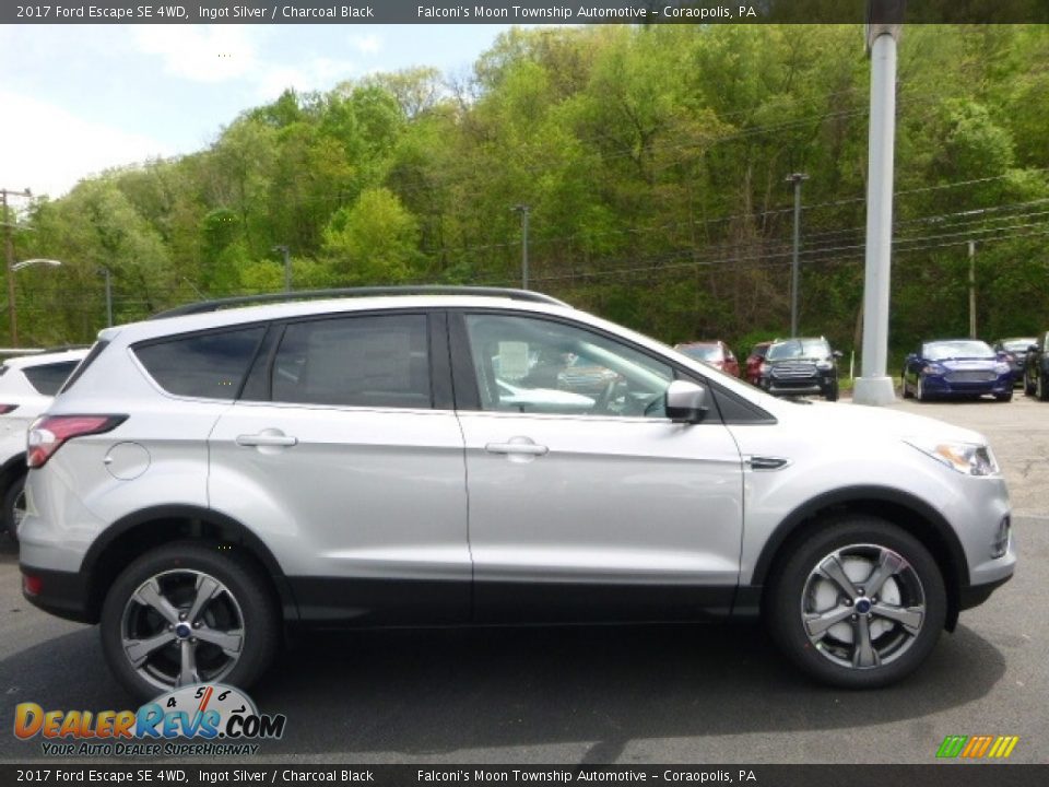 2017 Ford Escape SE 4WD Ingot Silver / Charcoal Black Photo #1