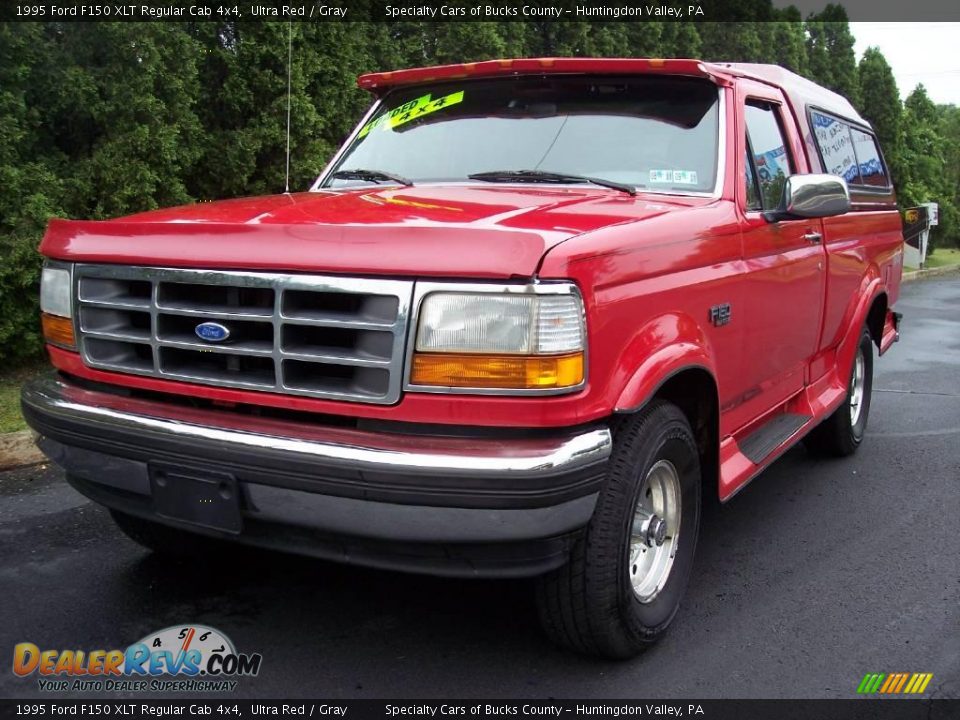 1995 Ford F150 XLT Regular Cab 4x4 Ultra Red / Gray Photo #7