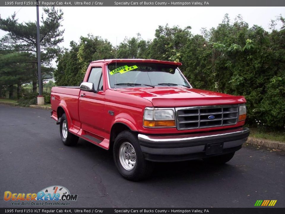 1995 Ford F150 XLT Regular Cab 4x4 Ultra Red / Gray Photo #9