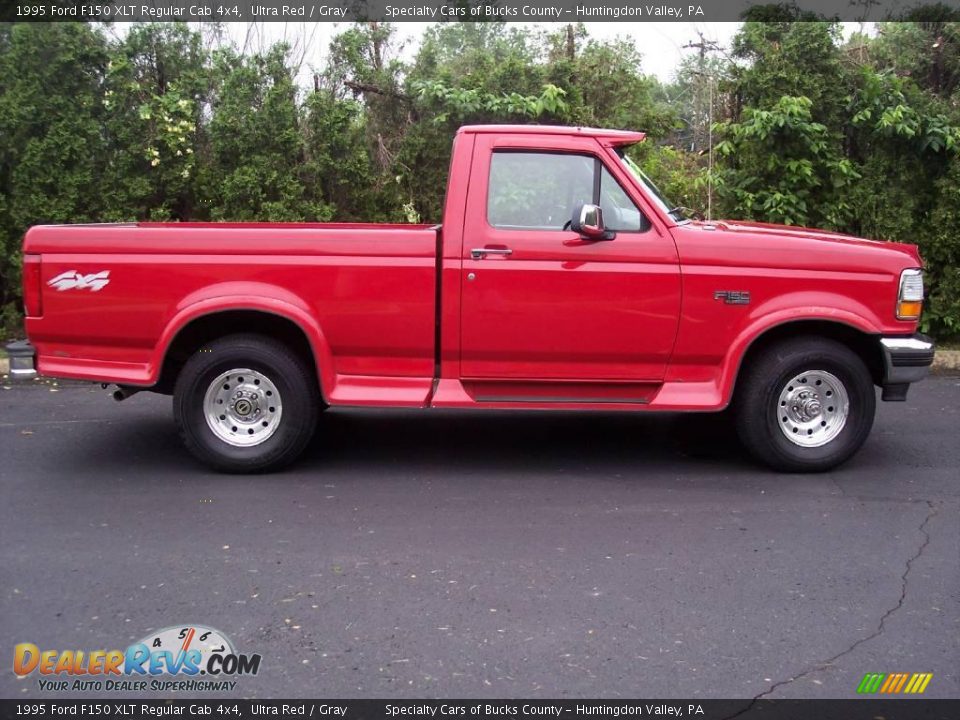 1995 Ford F150 XLT Regular Cab 4x4 Ultra Red / Gray Photo #11