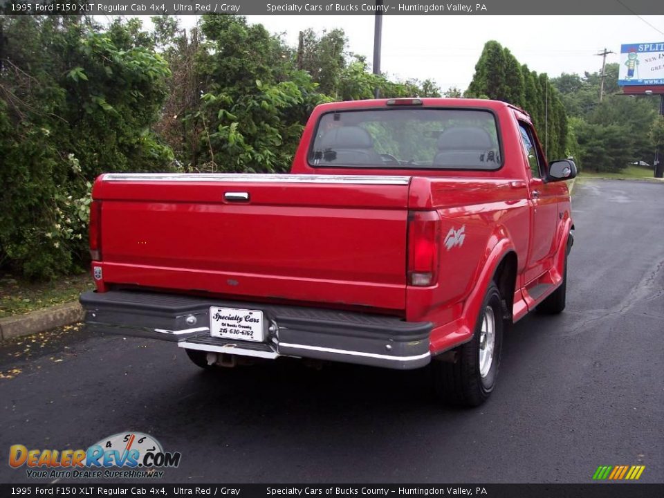 1995 Ford F150 XLT Regular Cab 4x4 Ultra Red / Gray Photo #13