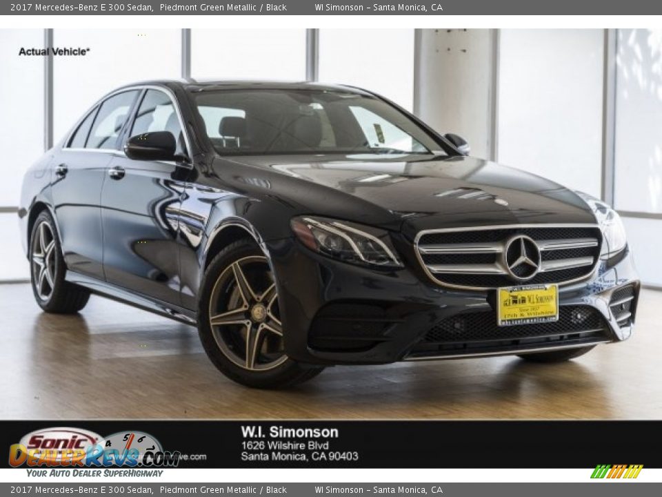 2017 Mercedes-Benz E 300 Sedan Piedmont Green Metallic / Black Photo #1