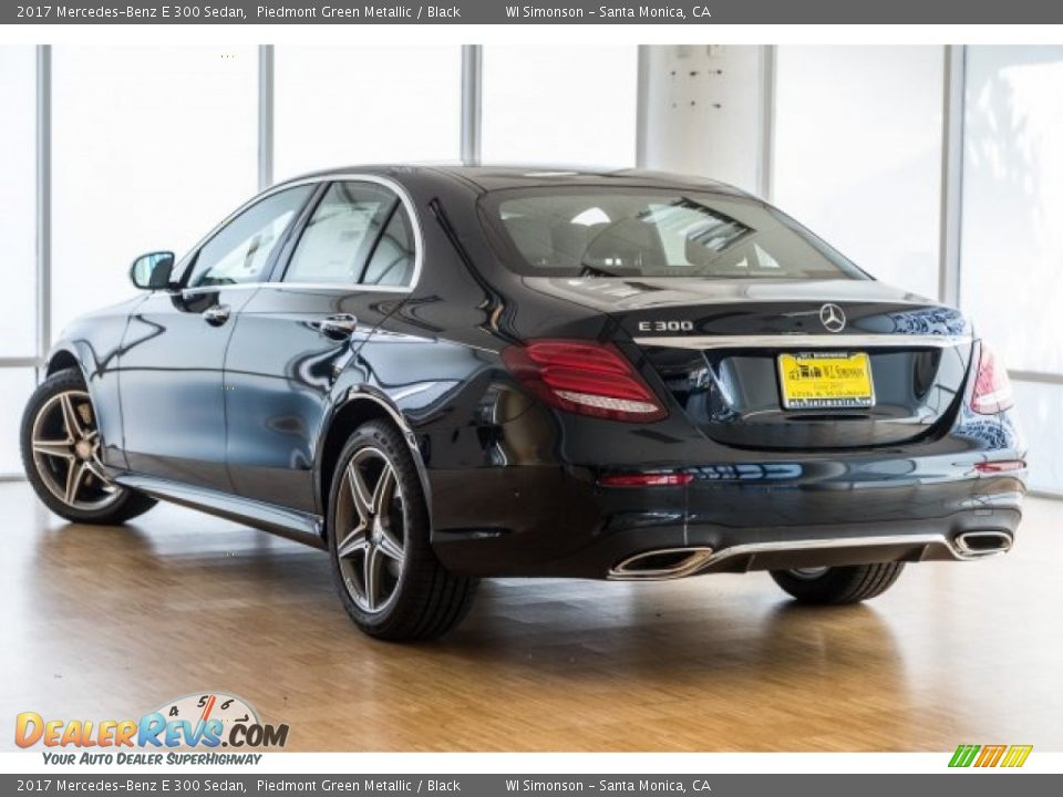 2017 Mercedes-Benz E 300 Sedan Piedmont Green Metallic / Black Photo #3