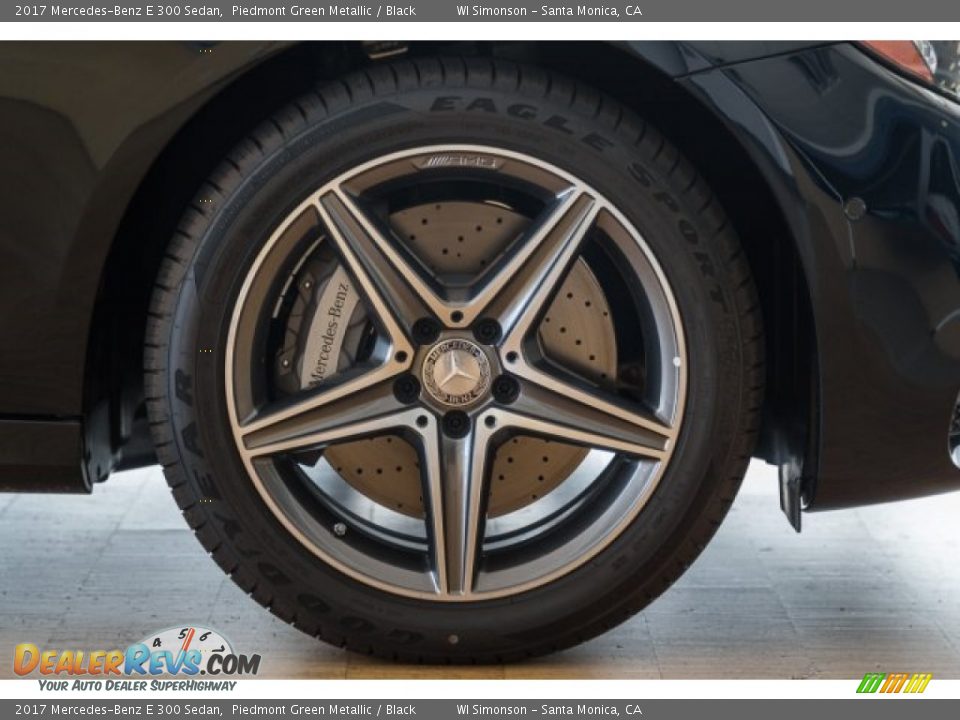 2017 Mercedes-Benz E 300 Sedan Piedmont Green Metallic / Black Photo #8