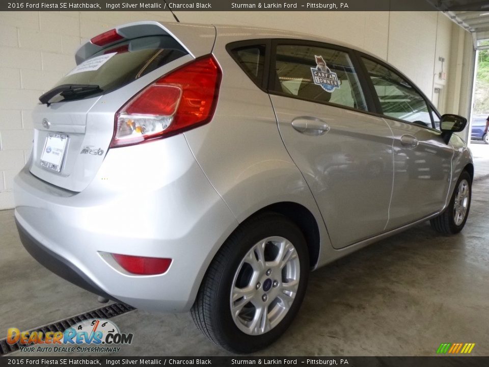 2016 Ford Fiesta SE Hatchback Ingot Silver Metallic / Charcoal Black Photo #2