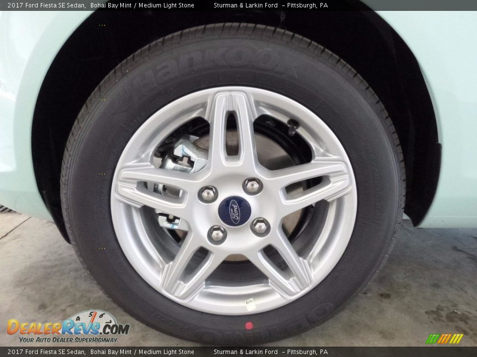 2017 Ford Fiesta SE Sedan Wheel Photo #6