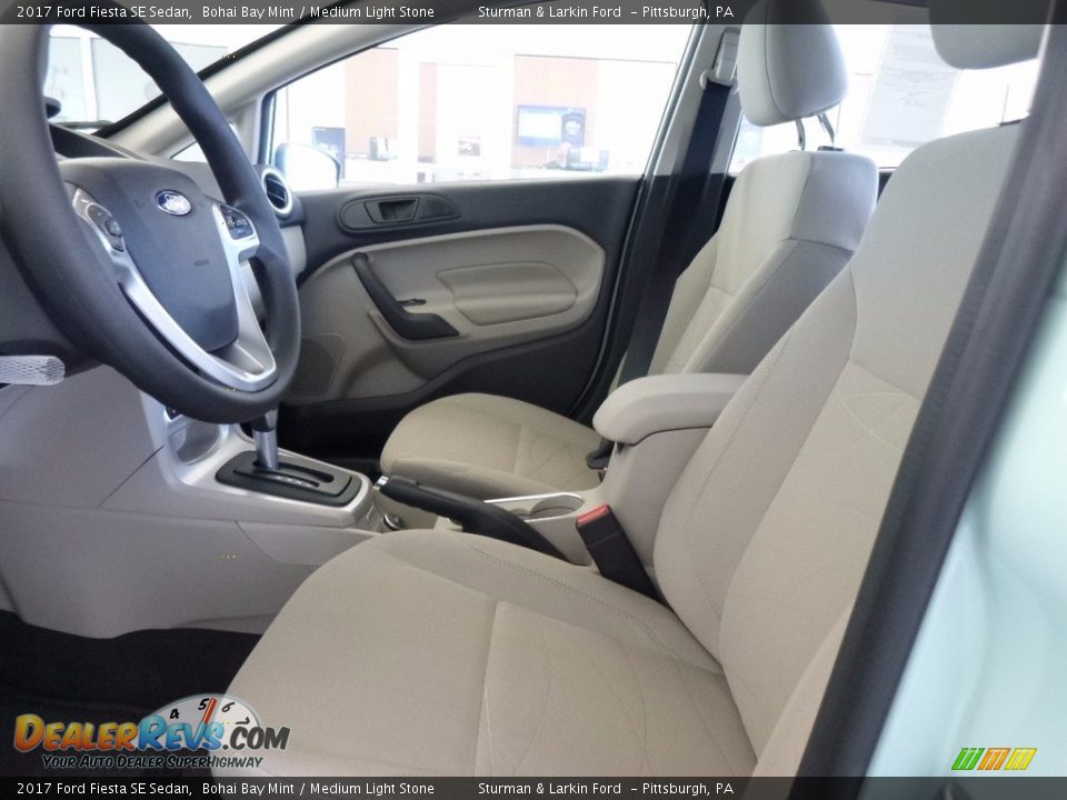 Front Seat of 2017 Ford Fiesta SE Sedan Photo #7