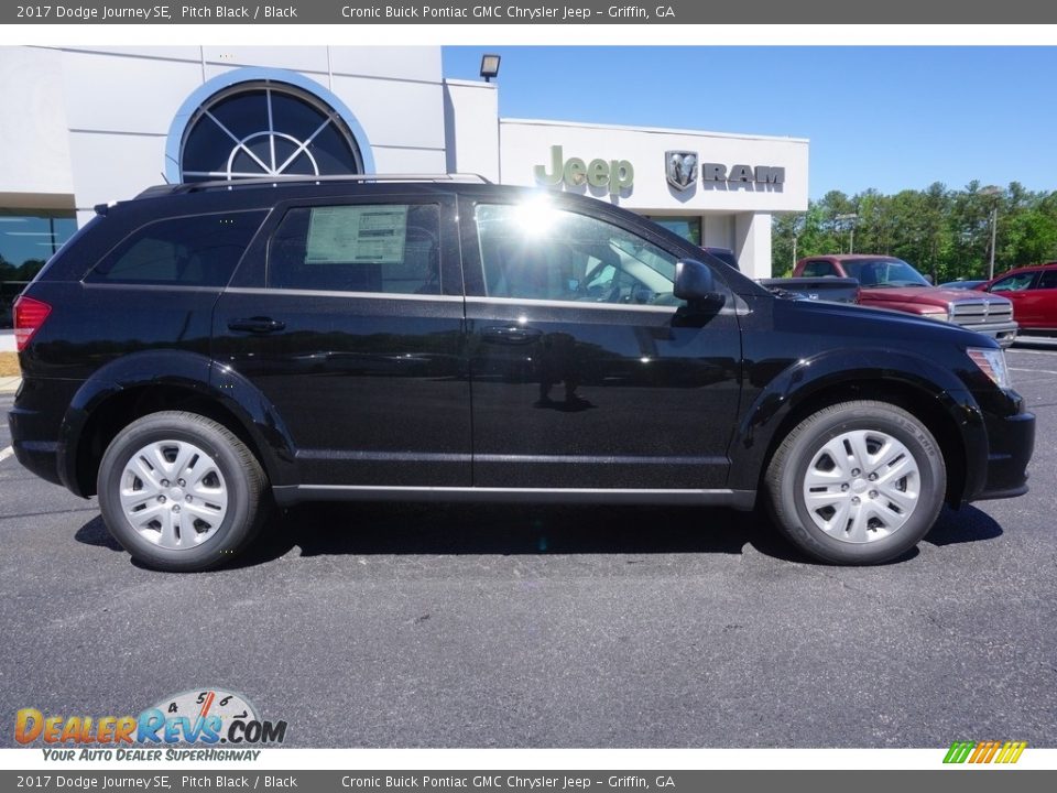 2017 Dodge Journey SE Pitch Black / Black Photo #8