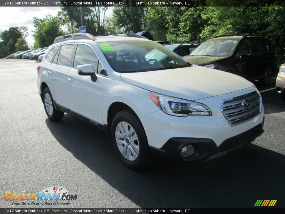 2017 Subaru Outback 2.5i Premium Crystal White Pearl / Slate Black Photo #4