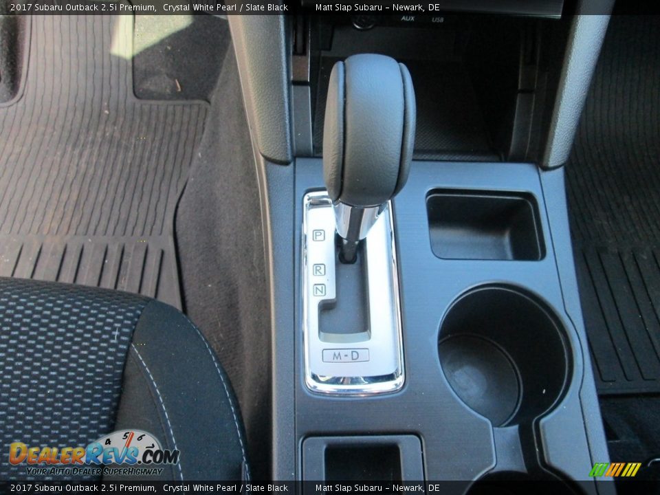 2017 Subaru Outback 2.5i Premium Crystal White Pearl / Slate Black Photo #25